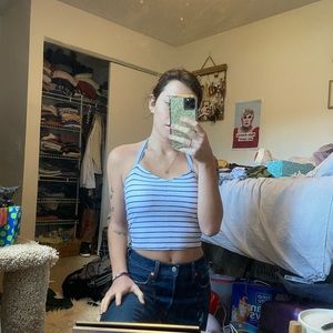 Cropped halter top